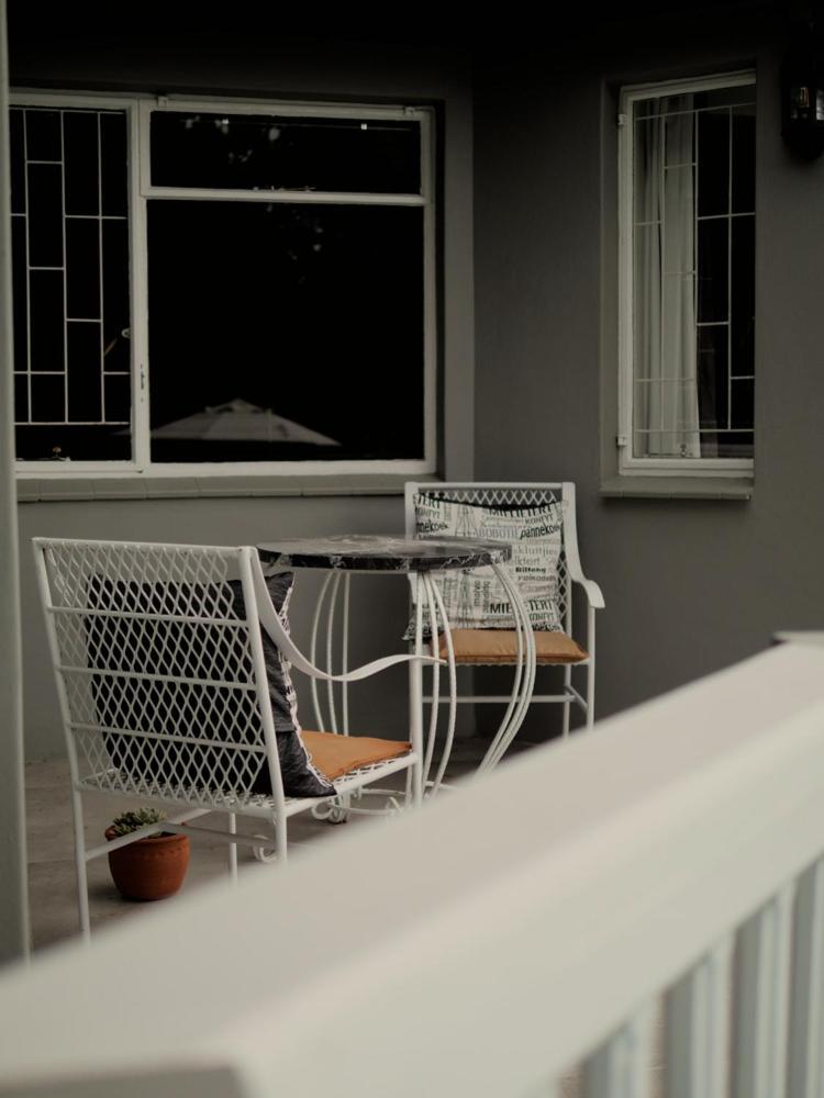 Arbour1 Guesthouse George Bagian luar foto