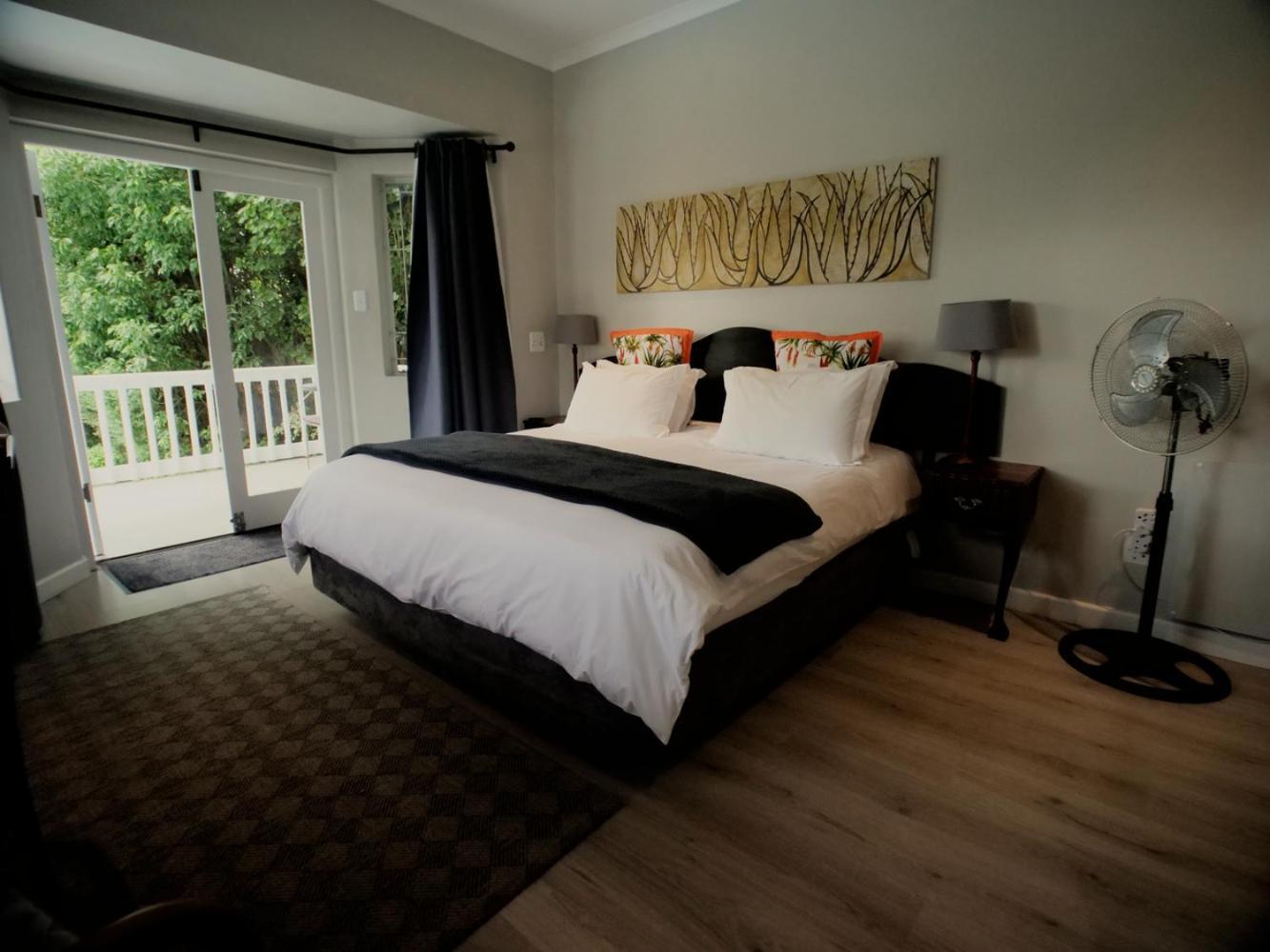 Arbour1 Guesthouse George Bagian luar foto