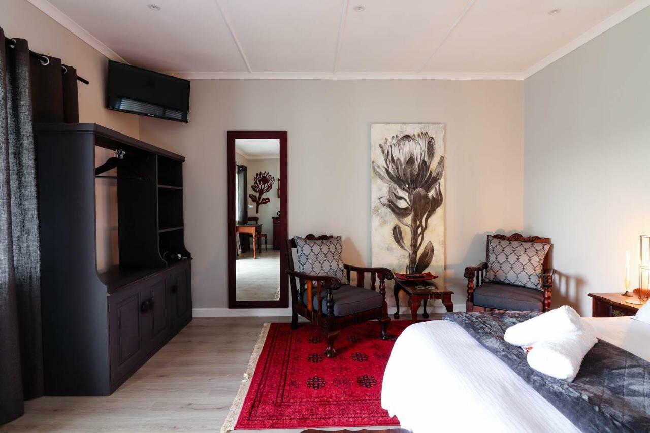 Arbour1 Guesthouse George Bagian luar foto