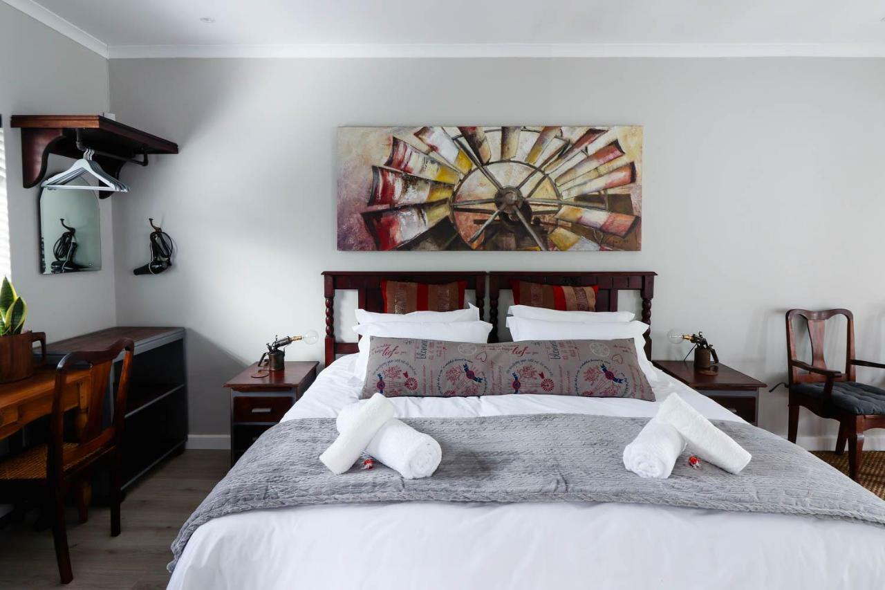 Arbour1 Guesthouse George Bagian luar foto